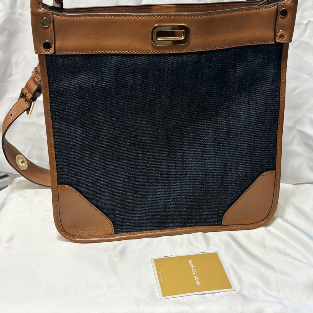 Michael Kors Sullivan Messenger Women L Dark Denim Leather Crossbody